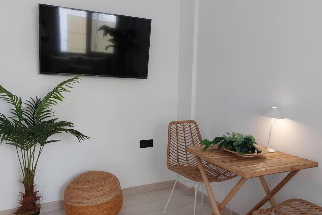 Boho With Patio In Centre And Close To *