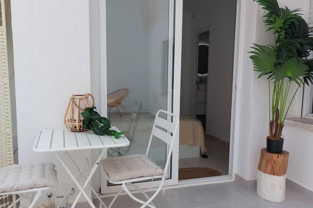 Appartement Boho With Patio In Centre And Close To